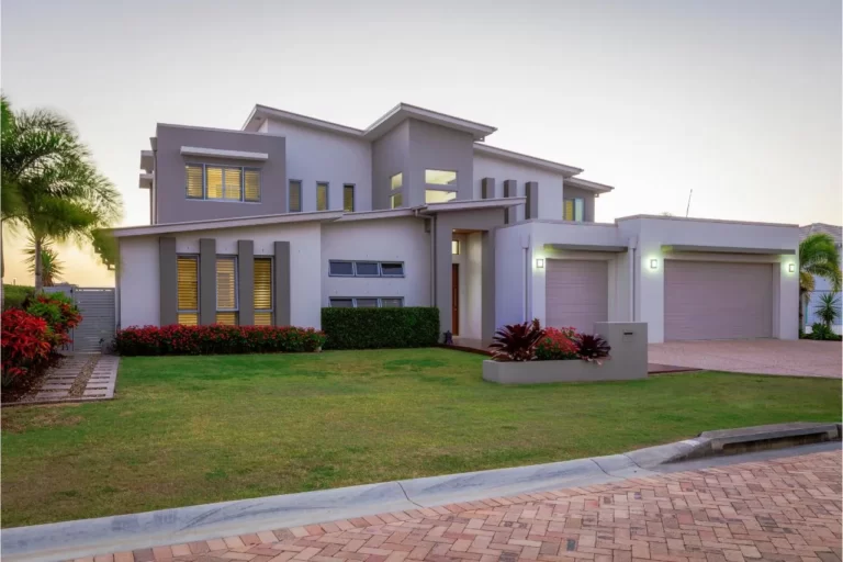 Front - Elevation - Exterior - UrbanDesign - Plus